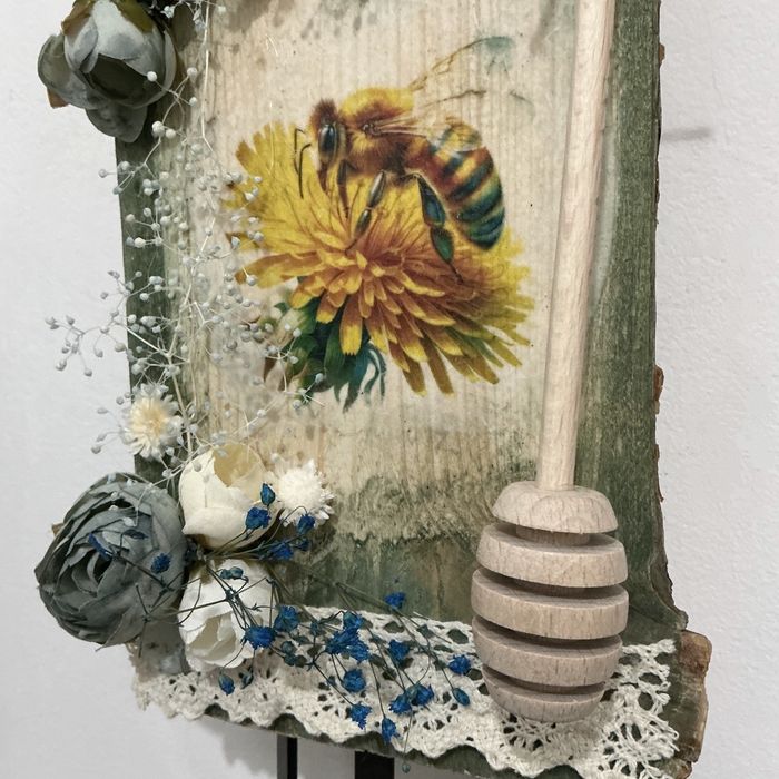Dekoracja na desce, decoupage