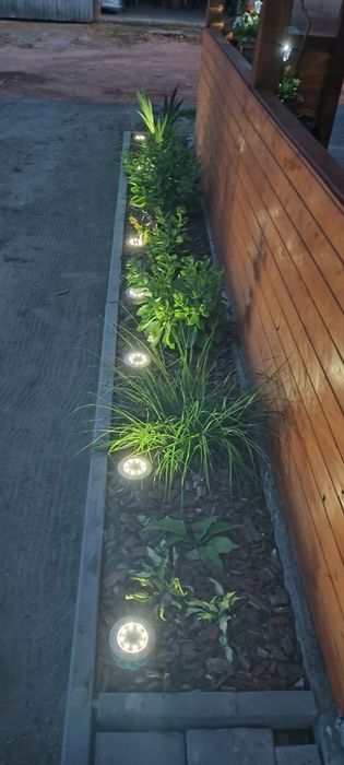 Lampki LED ozdoby wbijane do ogrodu zestaw 12 szt białe
