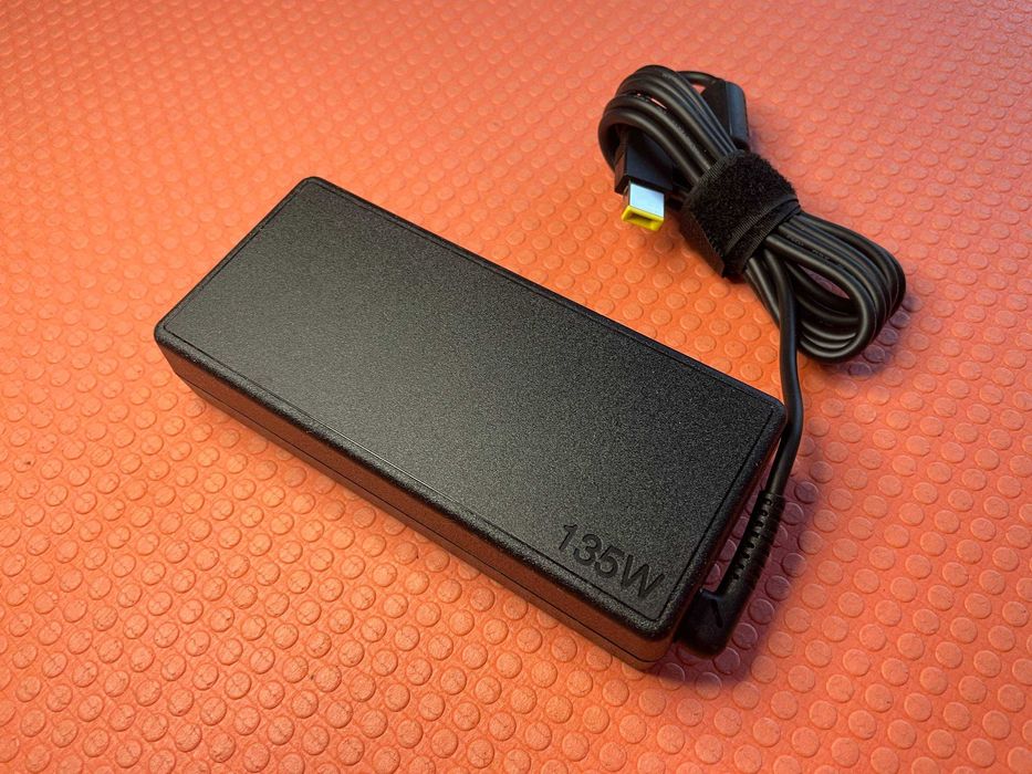Блок живлення, зарядка Lenovo 20v 6.75a 135w Square Yellow USB + PIN