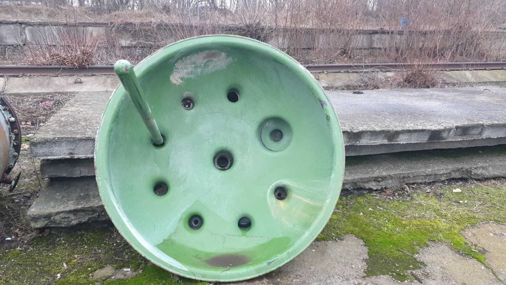 Реактор емальований 6,3м3, 2,5м3, збірники емальовані 100л, 2,5м3