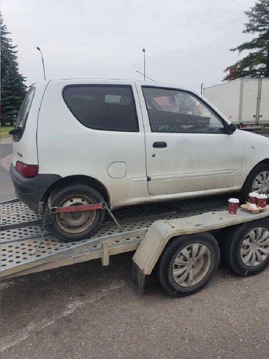 Fiat Seicento 1.1 benzyna kolor biały przeznaczony na części