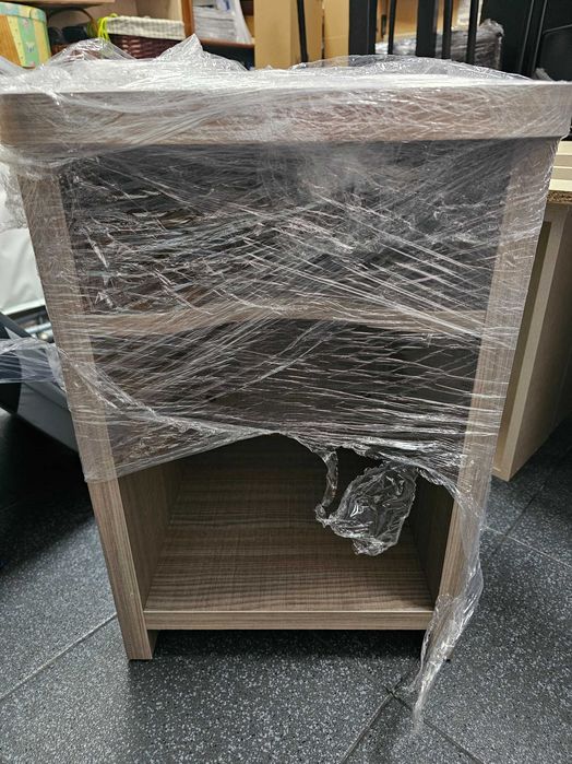 Mesas cabeceira novas cor cinza