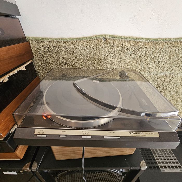 Gramofon Grundig PS 2500