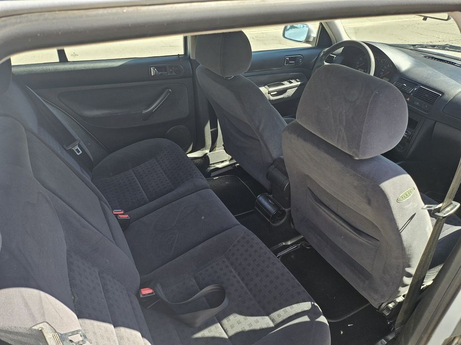 Vendo Wolkswagen Golf