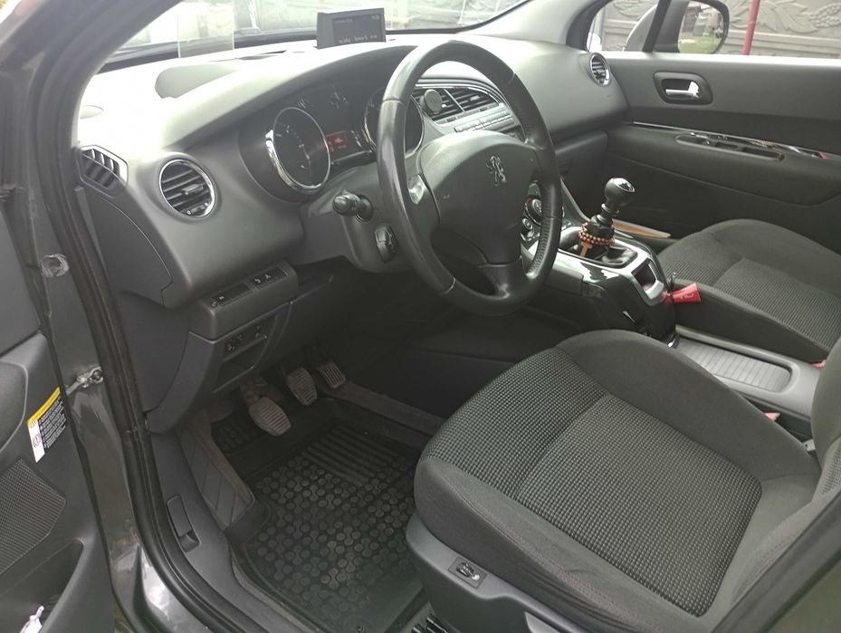 Peugeot 5008 Family 7-osób