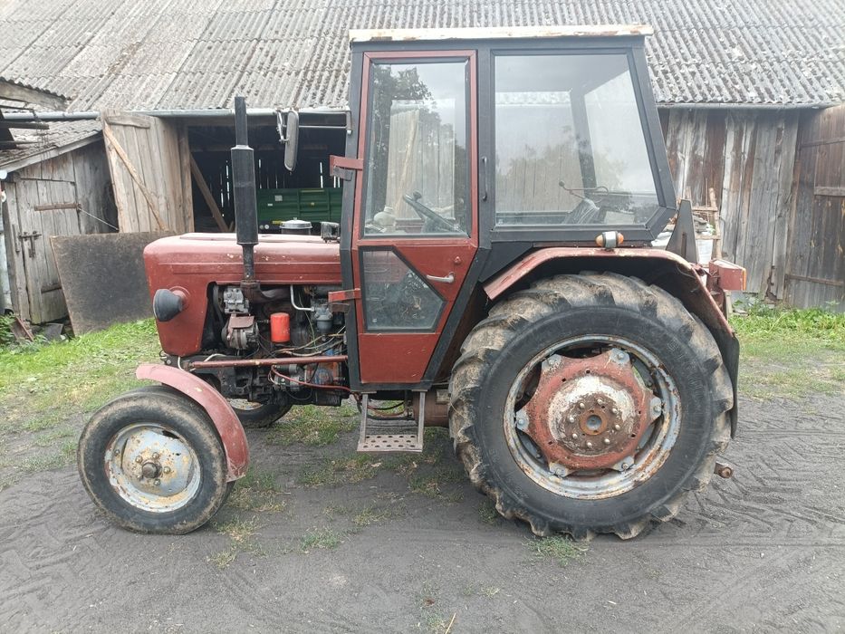 Ursus C-330 z dokumentami
