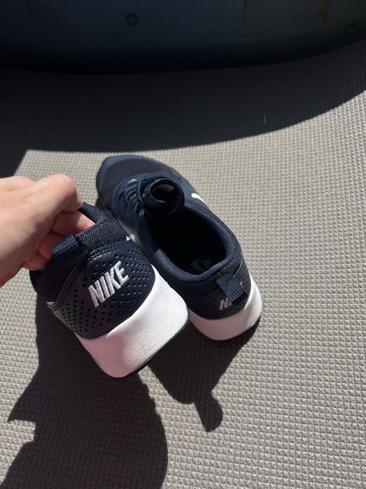 Кросівки жіночі nike air max thea на повітряних балонах