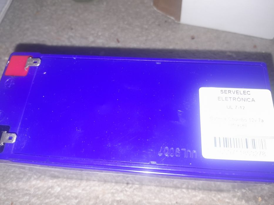 Vendo 3 baterias de 12volts cada  2€