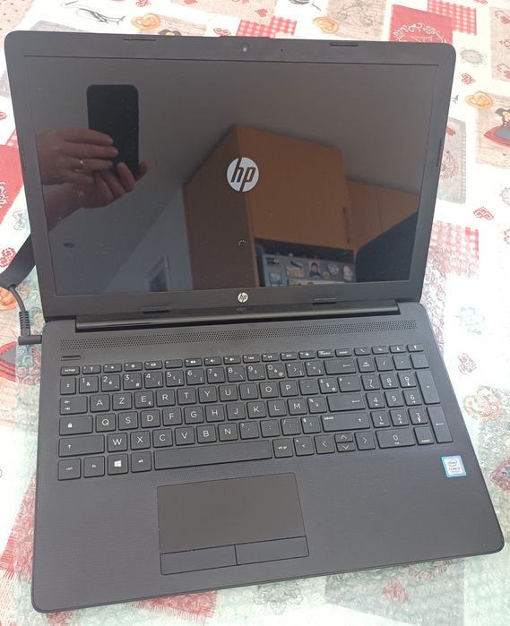 Portatil Hp i3-7020u