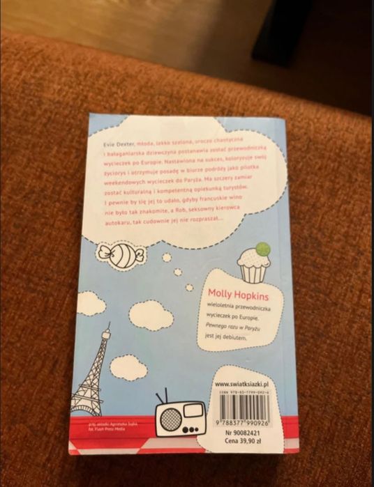 „Pewnego razu w Paryżu” Molly Hopkins