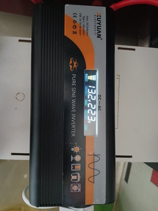 Автомобільний інвертор 12В-220В 2000Вт з USB та Type-C