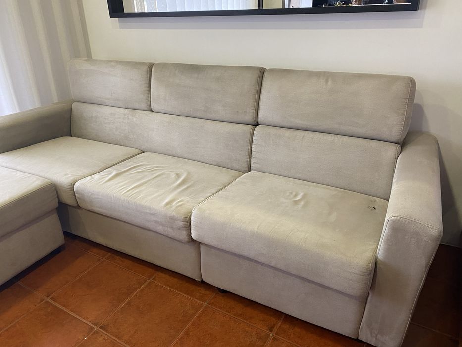 Sofá em microfibra