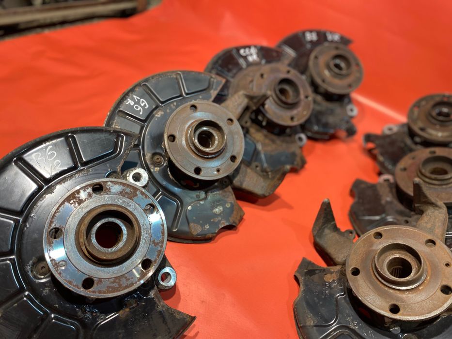 Поворотний кулак vw passat b6 b7 cc цапфа Пассат б6 б7 СС