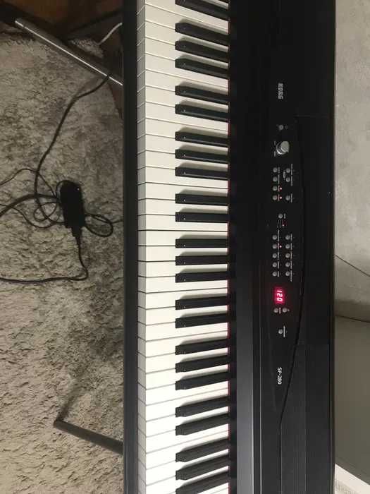 Синтезатор korg sp-280 с педалью - б/у