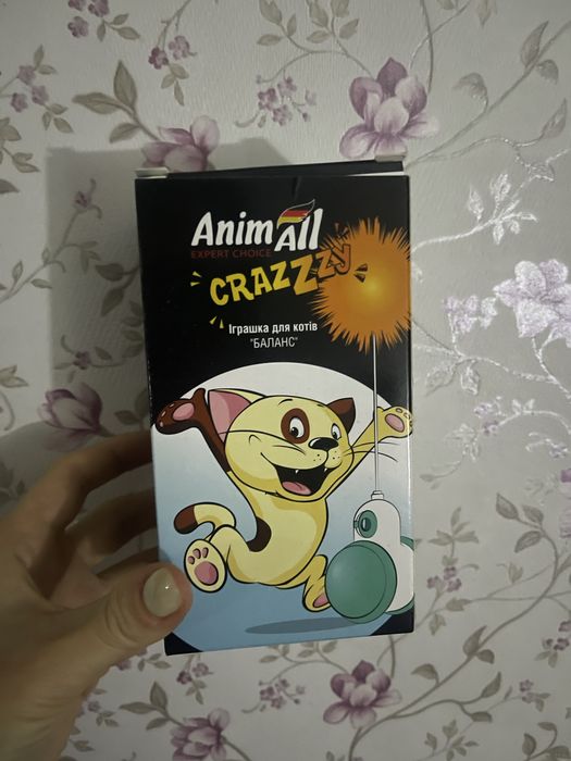 Іграшка для котів