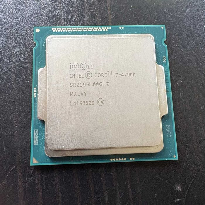 Продам процессор intel core i7 4790k