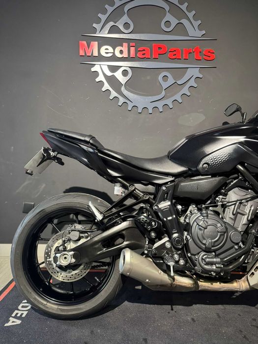 YAMAHA MT07 DE 2023