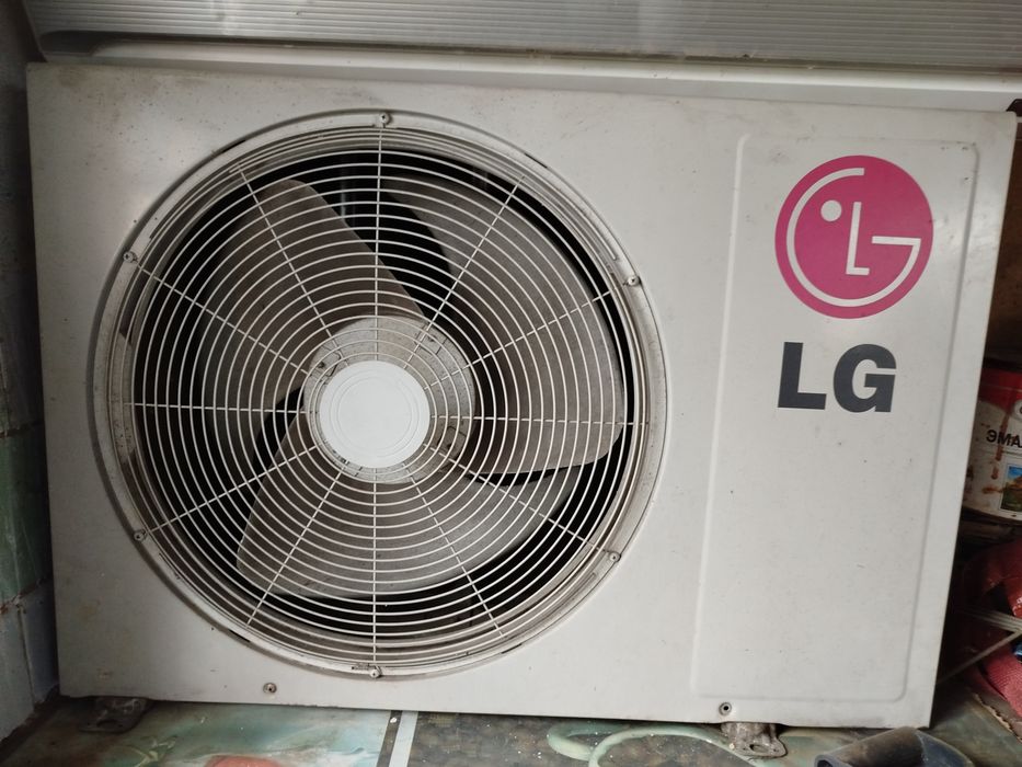 Продам кондиціонер LG S18lhp