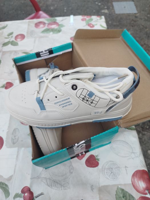 Tenis tamanho 39 novos