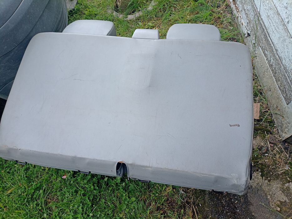 Vw T5 kanapa trojka trzeci rzad