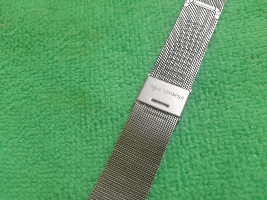 Pulseira de relógio em malha inox