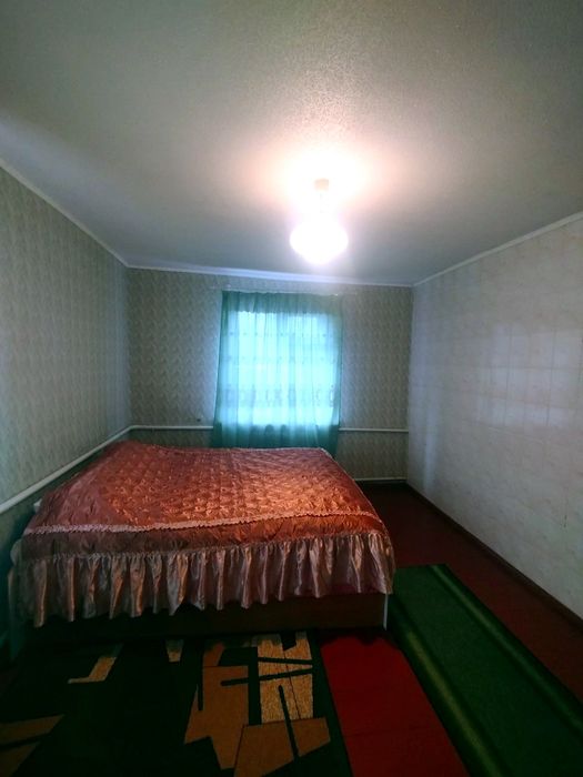 Продається цегляний двоповерховий будинок в м.Малин