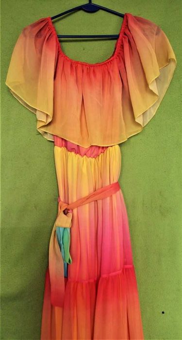 Sukienka z dekoltem carmen, hiszpanka NEW IMPERIAL