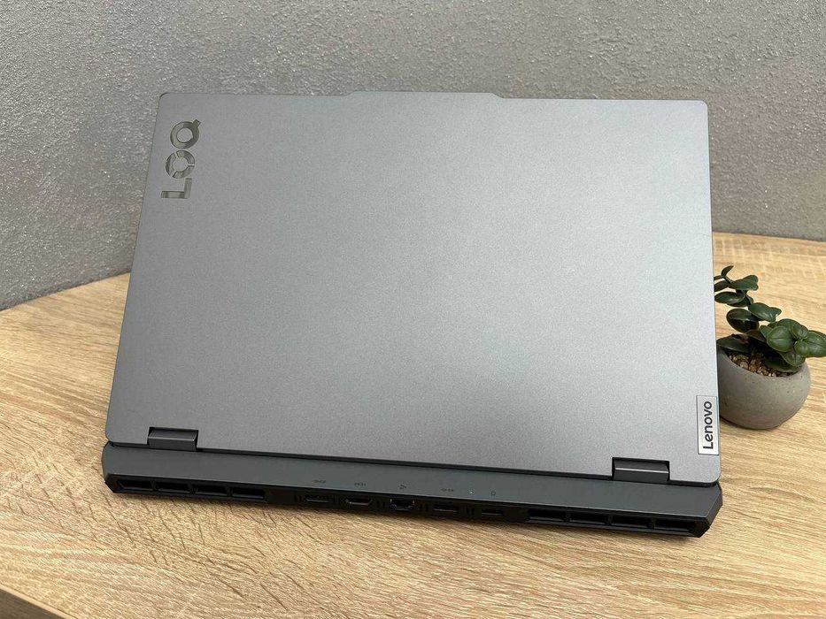 Lenovo loq 15ARP9HS FullHD144Hz R7-7435HS RTX4060 8GB 24DDR5/SSD512