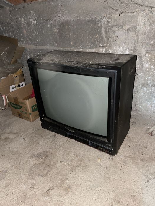 Vintage Philips Txt Fsq Vision Colour TV