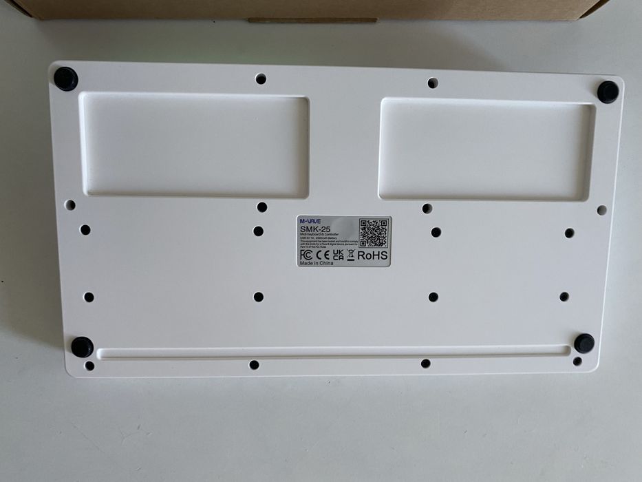 MIDI-клавіатура SMK-25  повністю нова