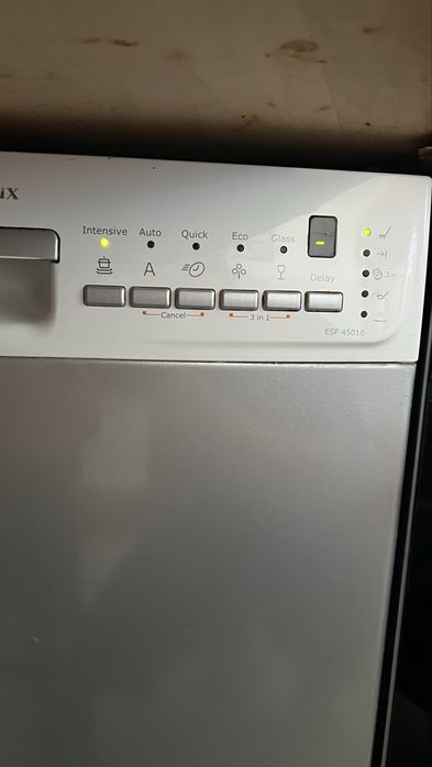 Zmywarka Electrolux INSPIRE Automatic ESF45010