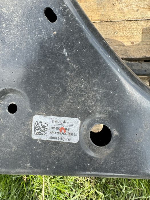 Підрамник Тесла 3 б,у