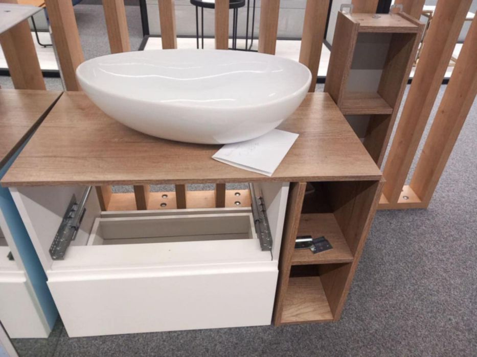 Komplet mebli łazienkowych