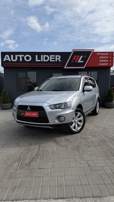 ОФІЦІЙНИЙ Mitsubishi Outlander Аутлендер XL 2012 р. 2,4 газ/бенз АКПП Повний привід НЕ ФАРБОВАНИЙ