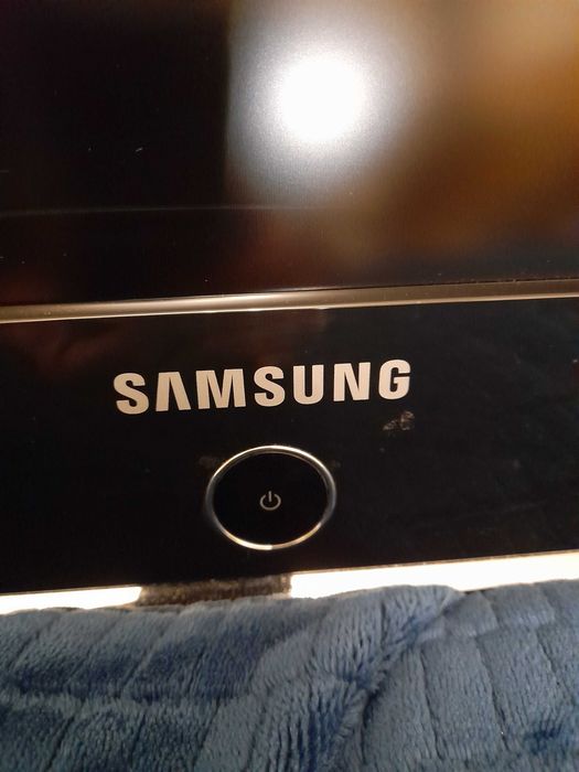 телевізор Самсунг 32 дюйма в гарному стані робочий 2800 грн