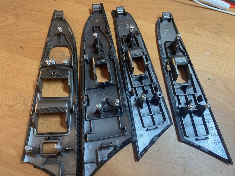 Mazda 3 Bk комплект декору, накладки кнопок склопідіймачів. Рамка Мазд