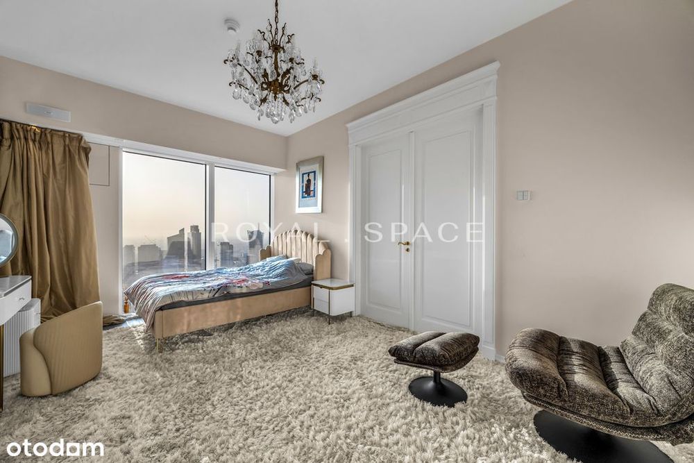 Stunning High-Floor Apartment | Złota 44