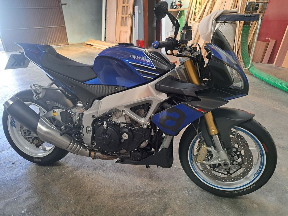 Aprilia tuono 1100 rr . 180cv