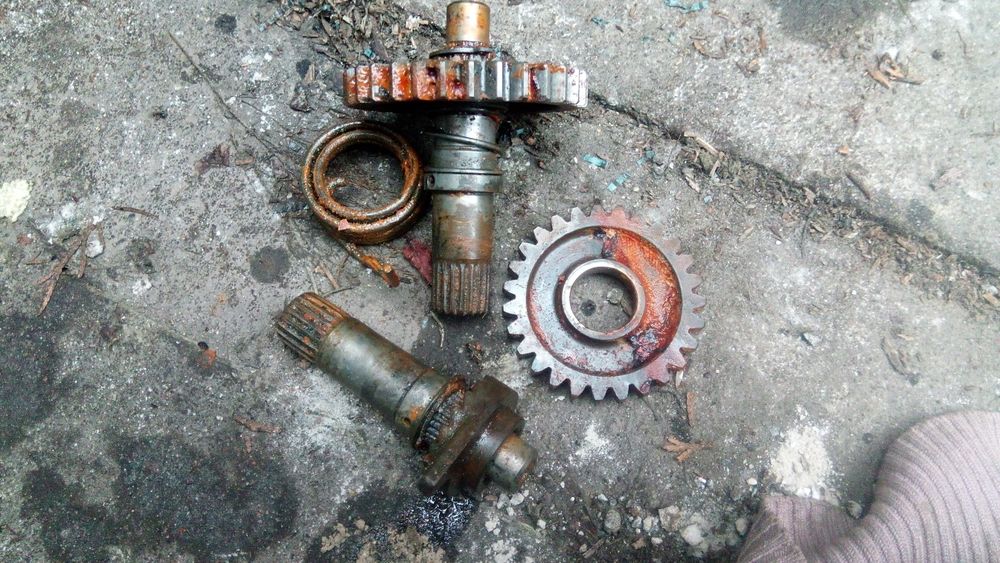 Suzuki RM 125/250 wałki tryby kopniaka