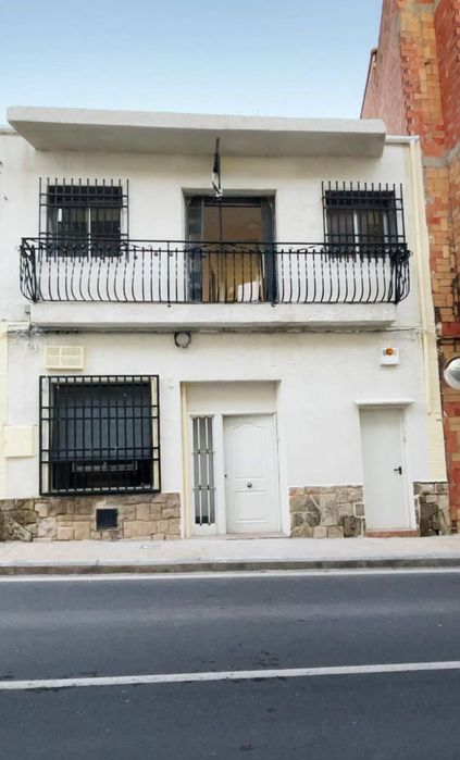 Двухэтажный дом Испания