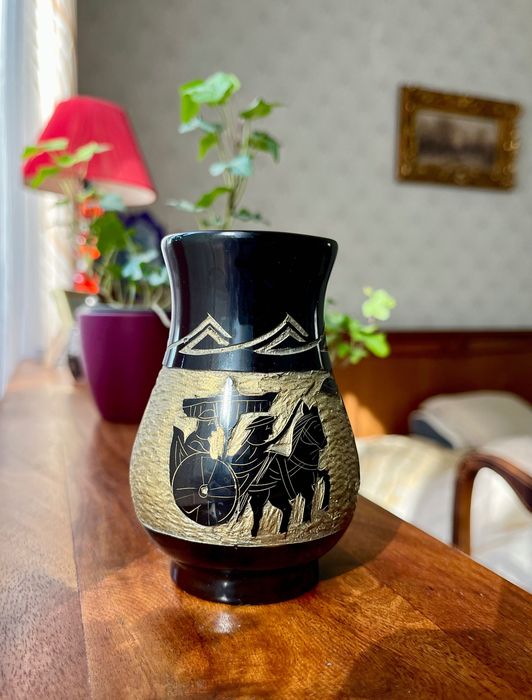 Czarny ceramiczny wazonik grecki vintage lata 90