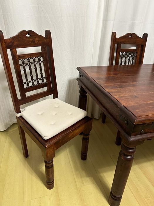 Komplet obiadowy (6 krzeseł)