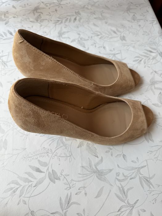 Buty Lasocki, letnie, z odkrytym noskiem rozmiar 39 + fleki