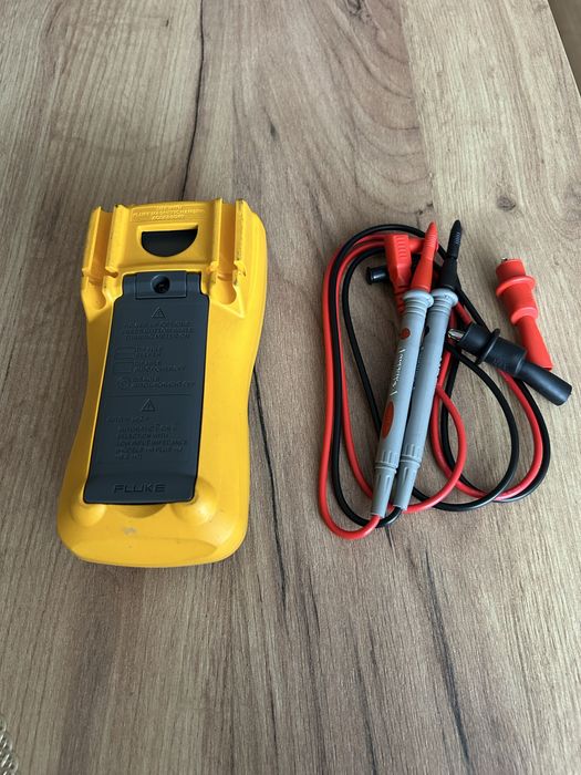 Multimetr Fluke 115 True RMS