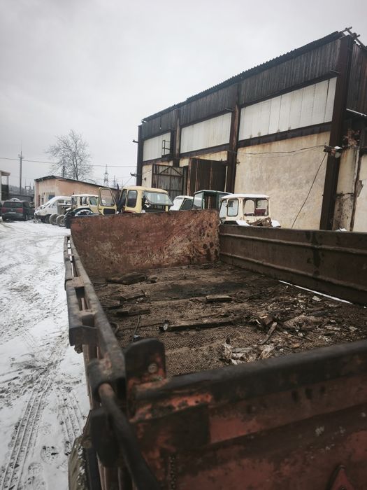 Причіп одноосний до трактора