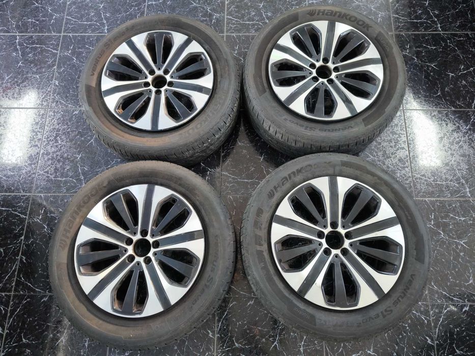 Jantes 18" Mercedes-Benz com pneus