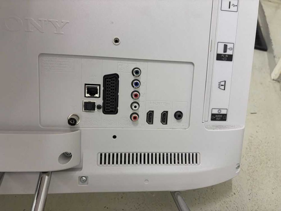 Telewizor Sony 24 cale KDL-24EX320 Full Hd Biały Idealny do kuchni  pokoju