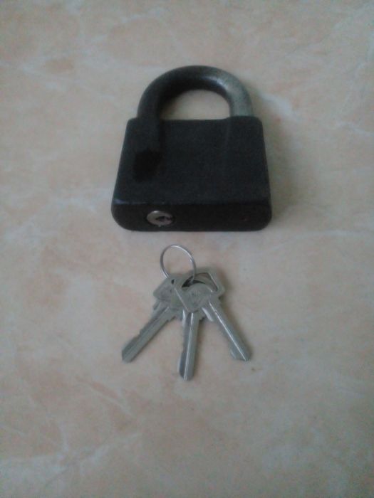 Продается замок навесной