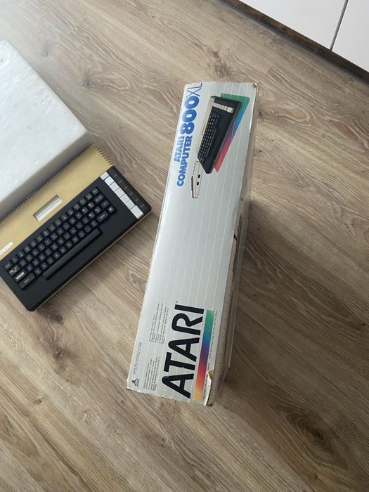 Atari 800XL BOX