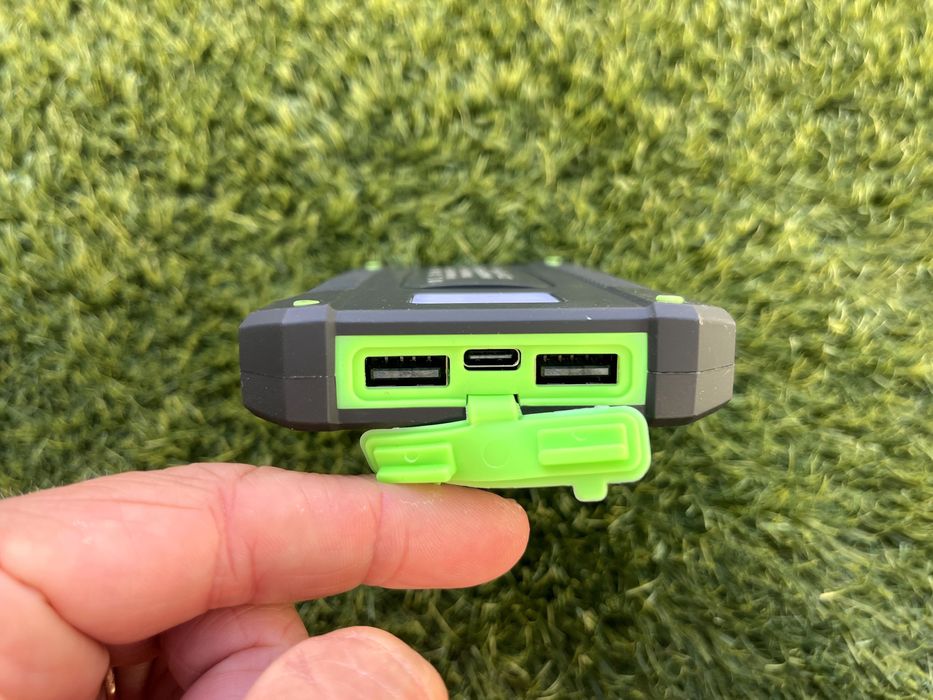 Powerbank Solar | 10W | 8000mAh (15€)